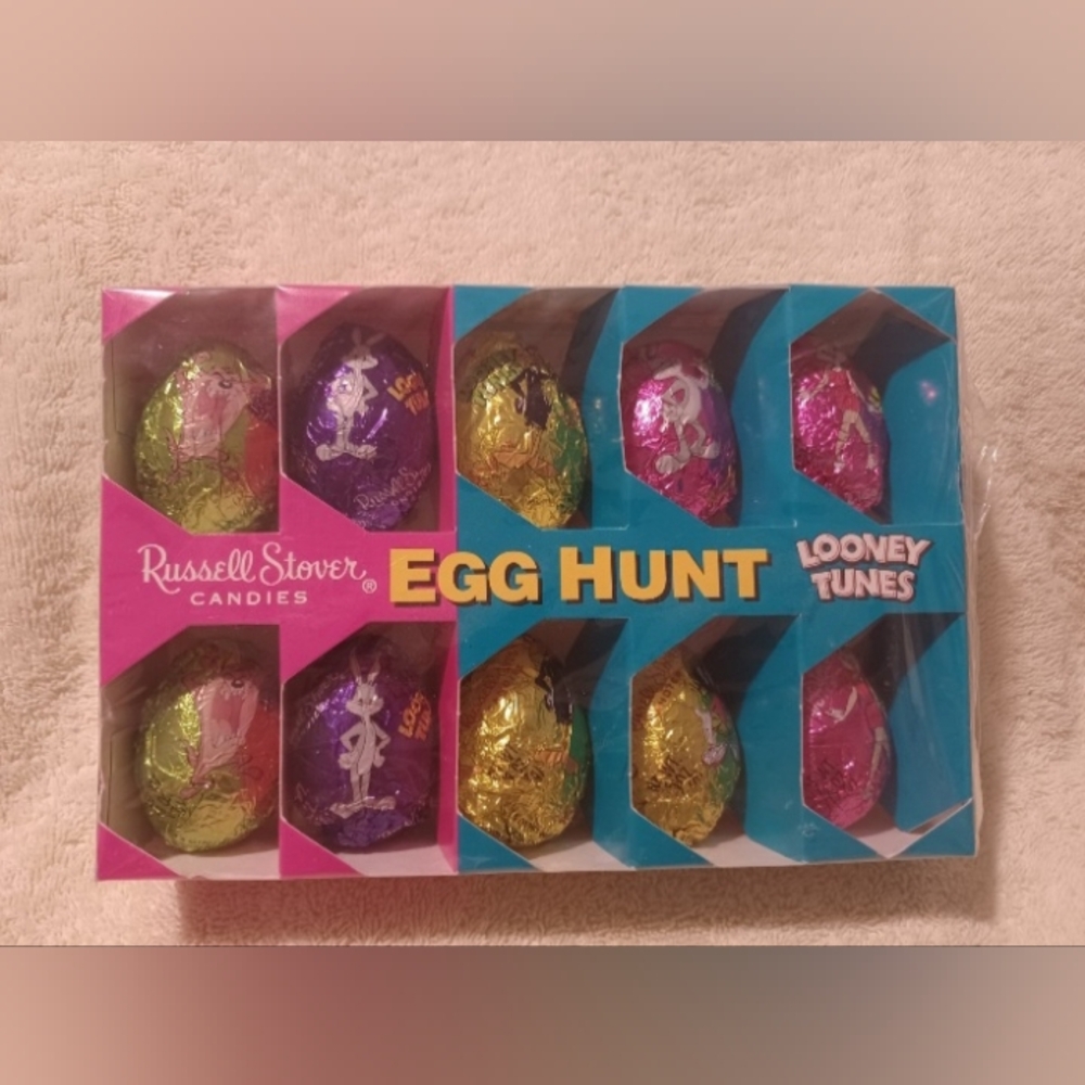 Vintage Looney tunes Easter egg hunt candy wrappers